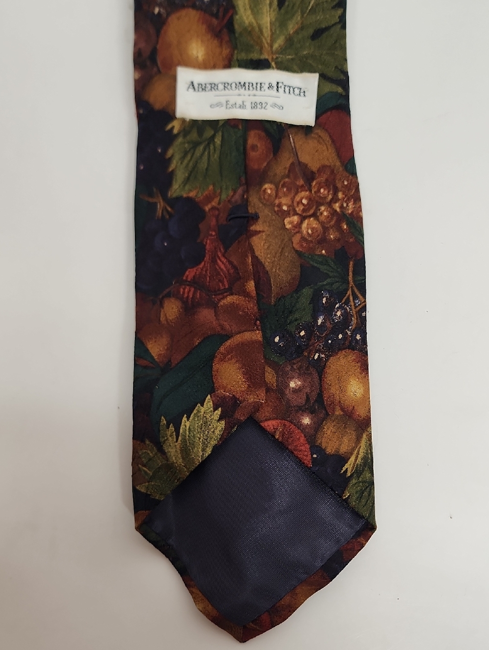 Abercrombie & Fitch RARE Vintage Handsewn Men's Multicolor Fruit-Print Silk Tie